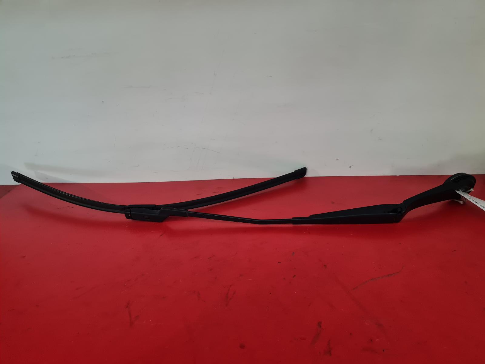 View Auto part Wiper Arm Ford Focus 2013