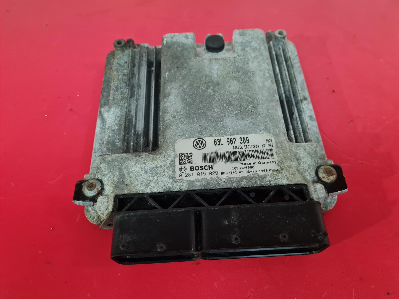 View Auto part ECU Volkswagen Passat Cc 2009