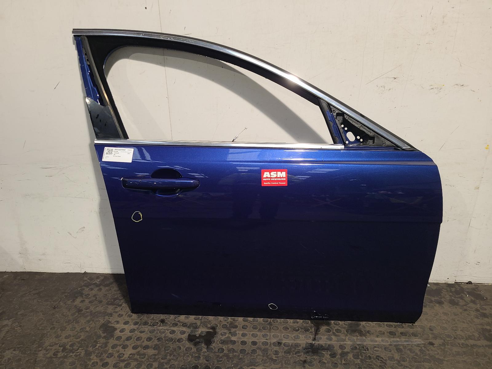 View Auto part R Front Door Jaguar Xe 2015