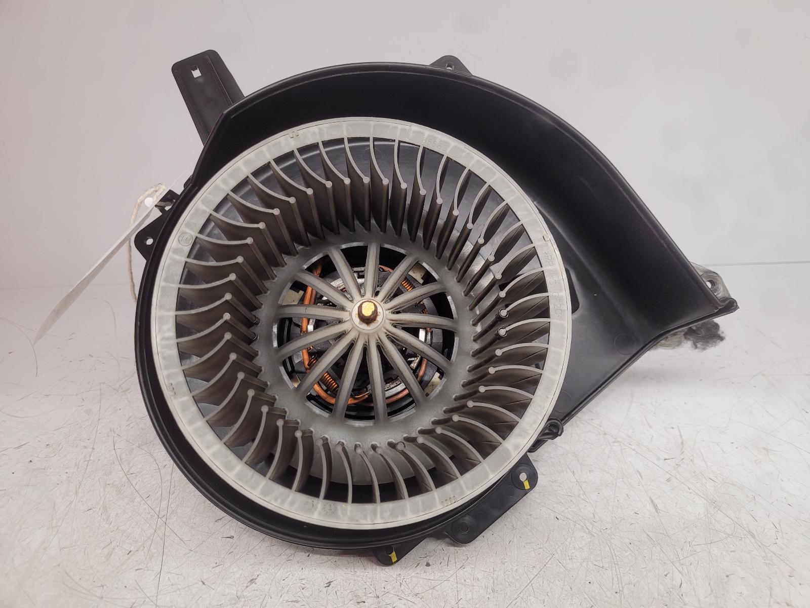 View Auto part Heater Motor/Assembly Skoda Fabia 2017