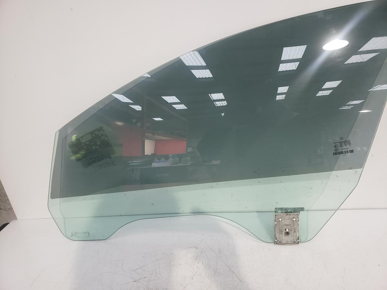 View Auto part LF Door Window Mercedes Cls Class 2010