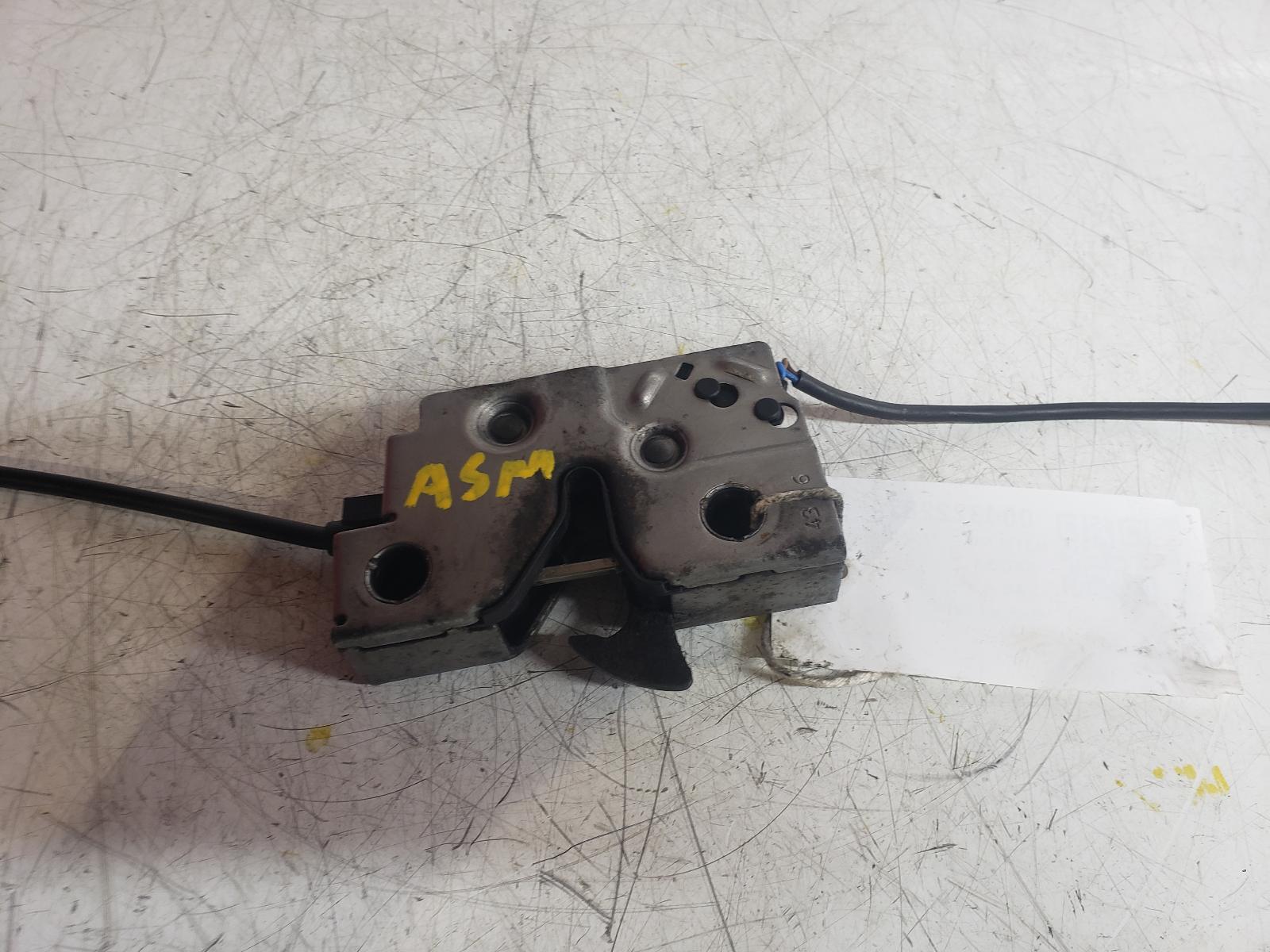 View Auto part Bonnet Latch Skoda Fabia 2017