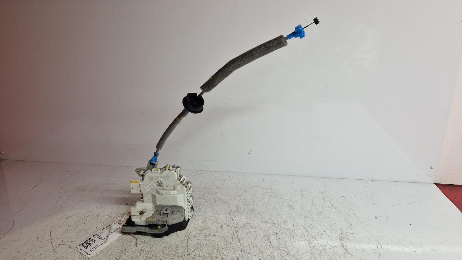View Auto part Door Lock Assembly Audi A3 2019