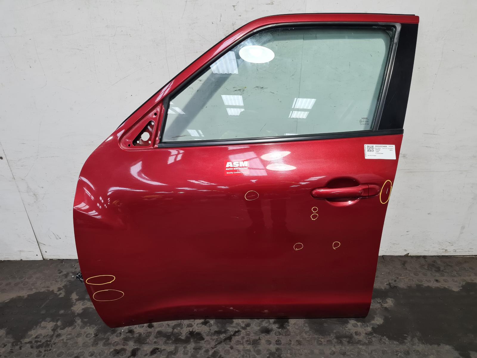 View Auto part L Front Door Nissan Juke 2012