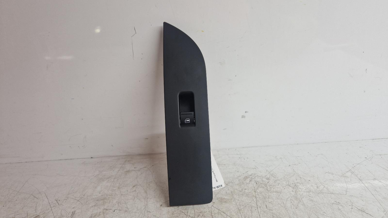 View Auto part Elect. Window Switch Volkswagen Passat Cc 2016