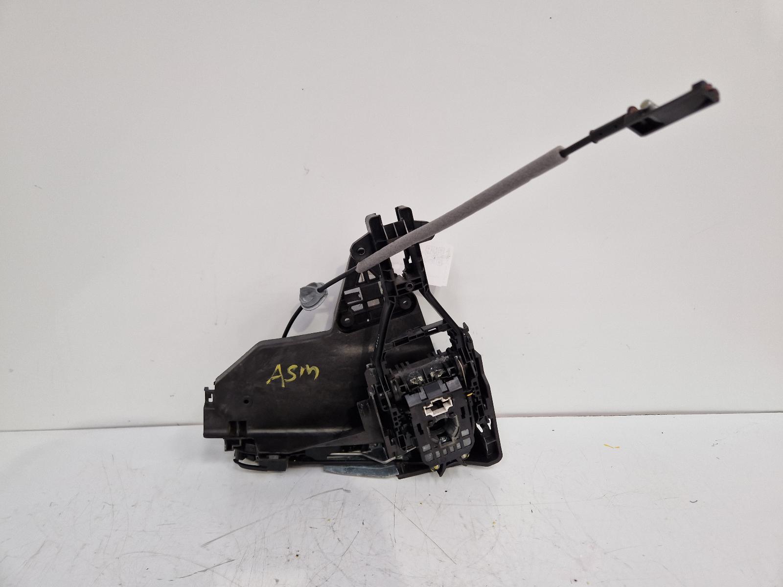 View Auto part Door Lock Assembly Volvo S60 2012
