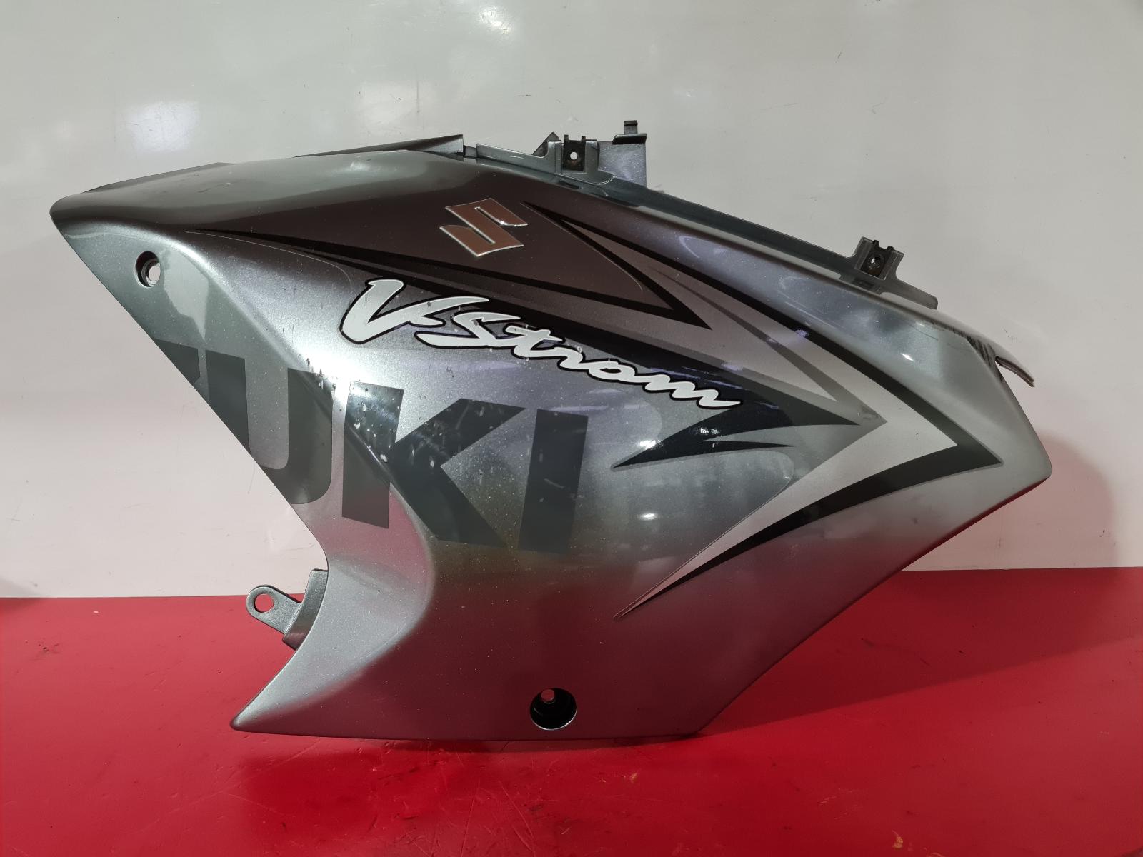 View Auto part Tank Trim Suzuki Dl 650 V-strom 2011