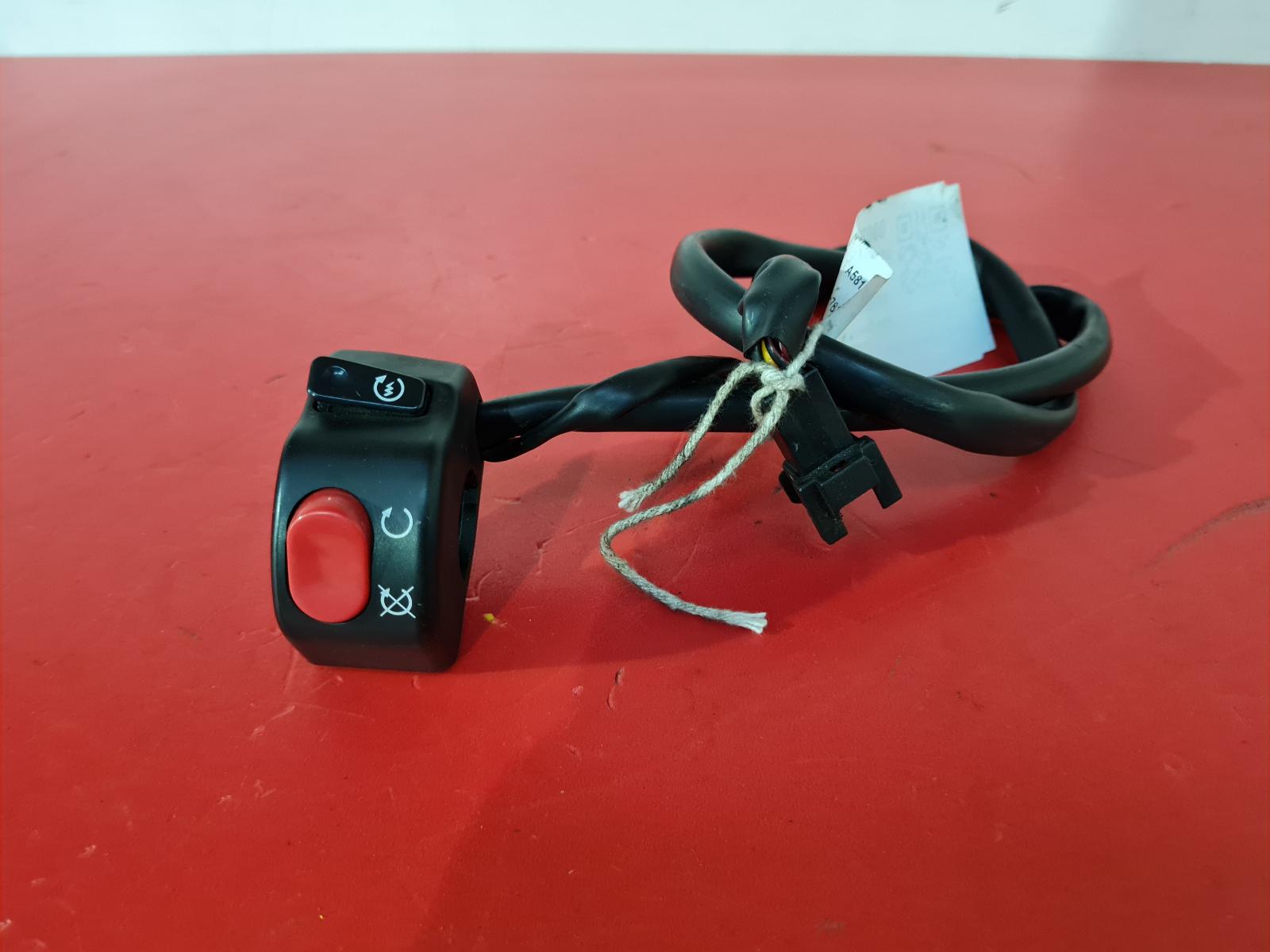 View Auto part RH Switch Gear Triumph Street Triple 675 2017
