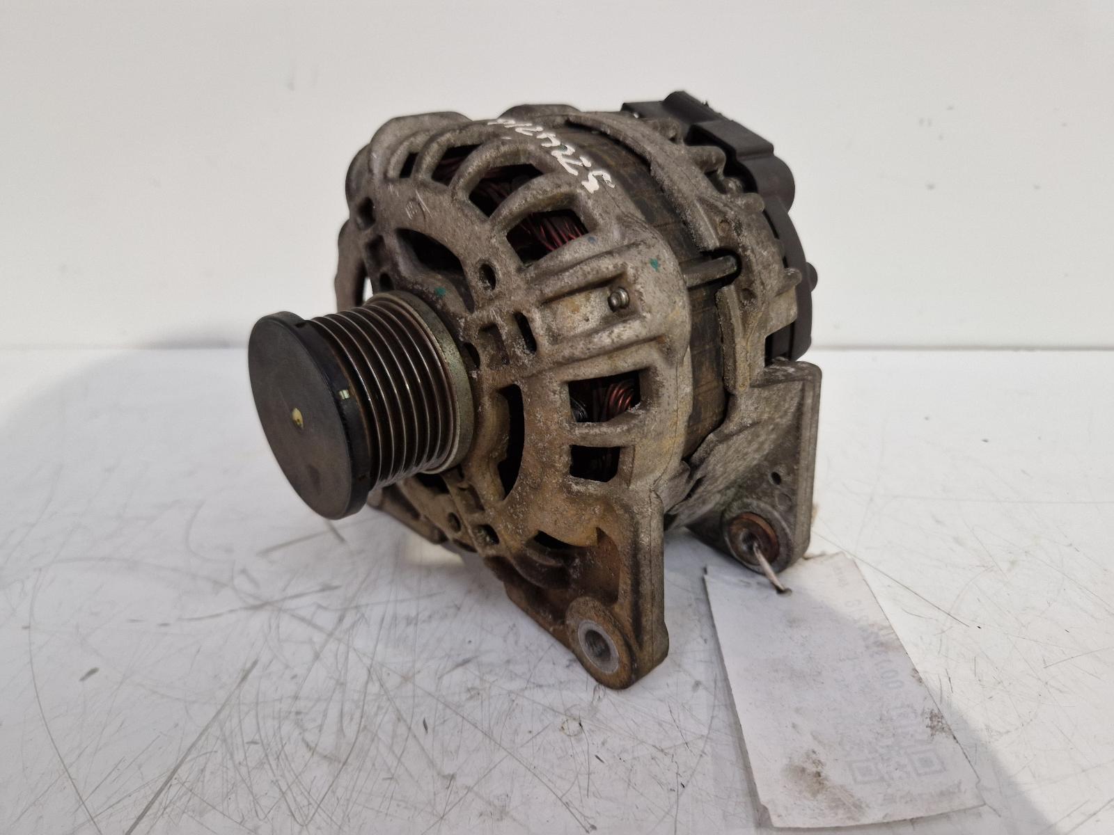 View Auto part Alternator Dacia Sandero 2015