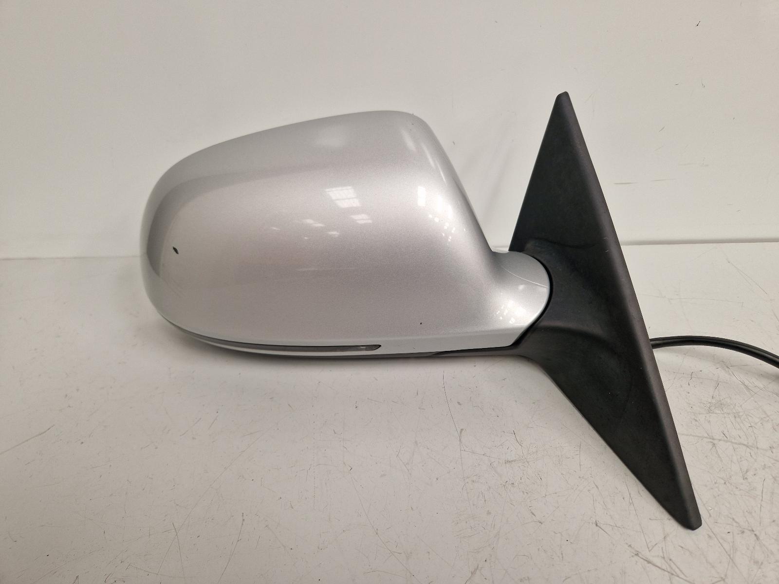 View Auto part R Door Mirror Audi A5 2009