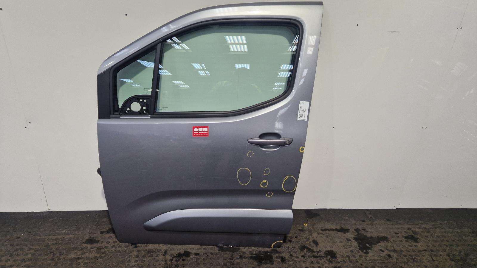 View Auto part L Front Door Citroen Berlingo 2019