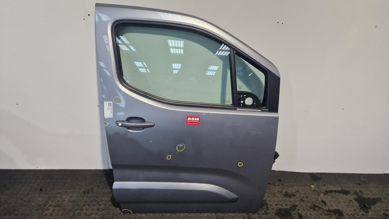View Auto part R Front Door Citroen Berlingo 2019