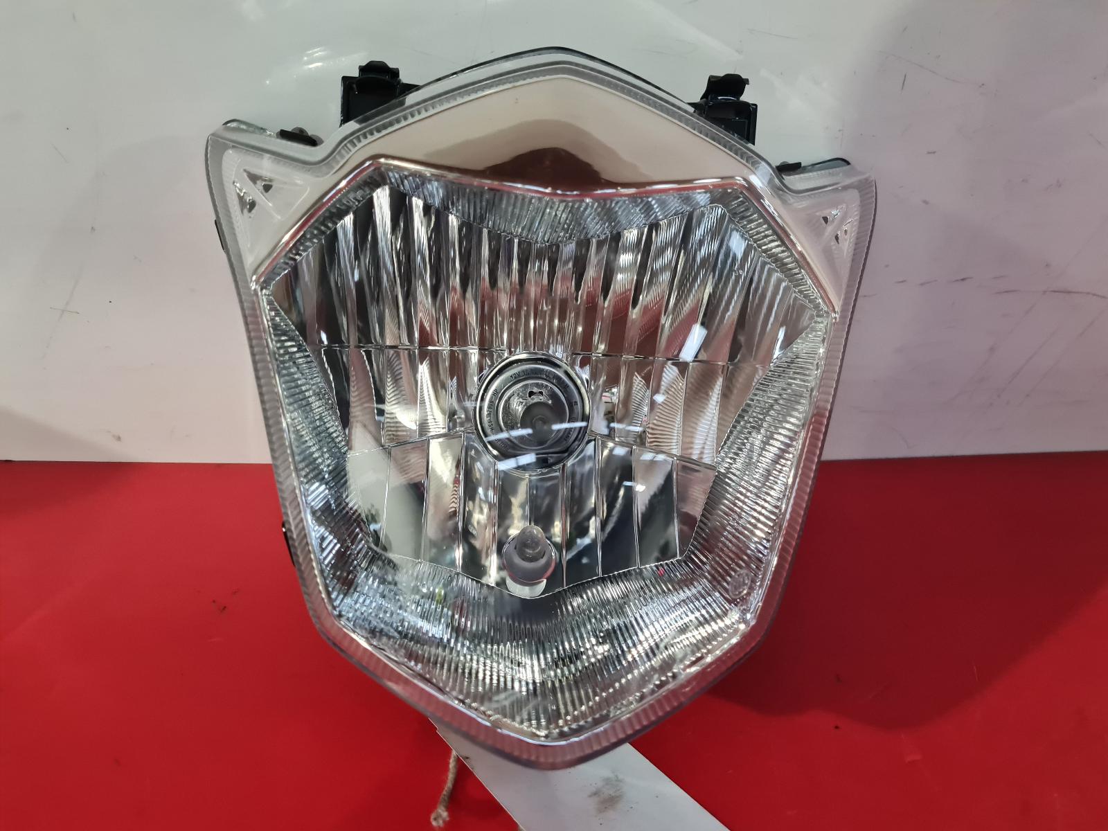 View Auto part Headlamp Honda Cb 125 F 2016