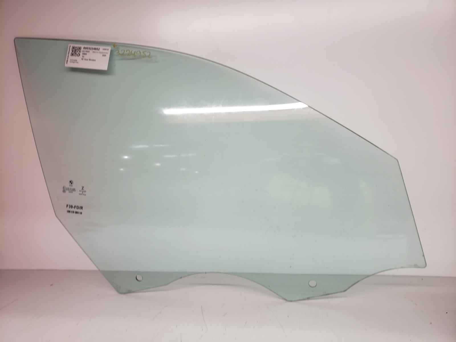 View Auto part RF Door Window Bmw X2 2021