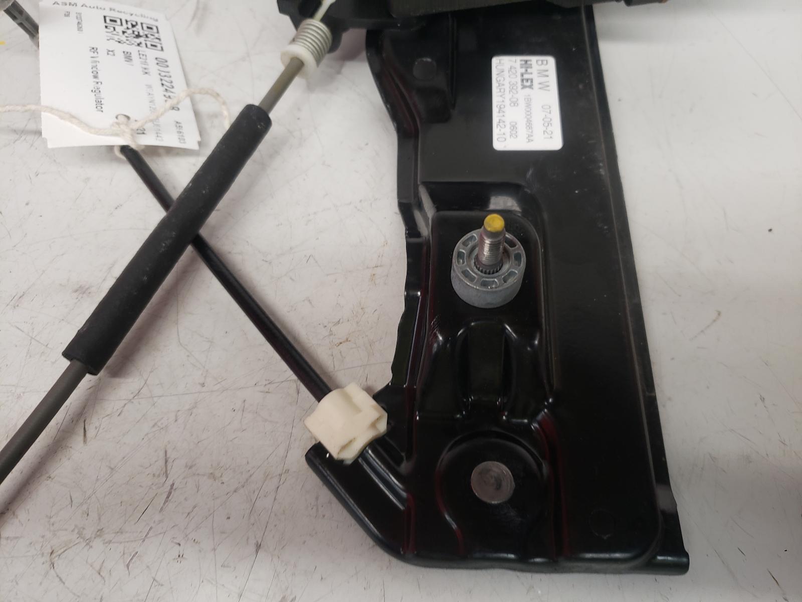 View Auto part RF Window Regulator Bmw X2 2021