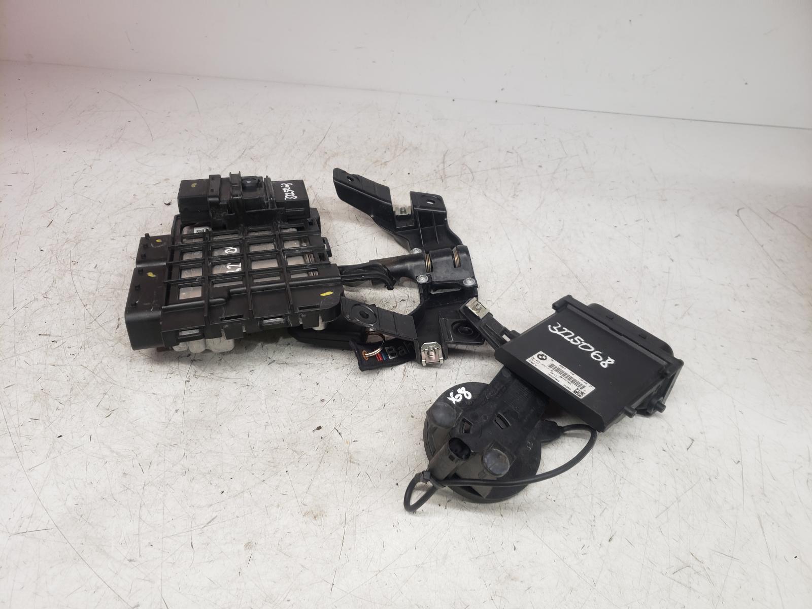 View Auto part Comp.Lock Set + Keys Bmw M 1000 R 2023