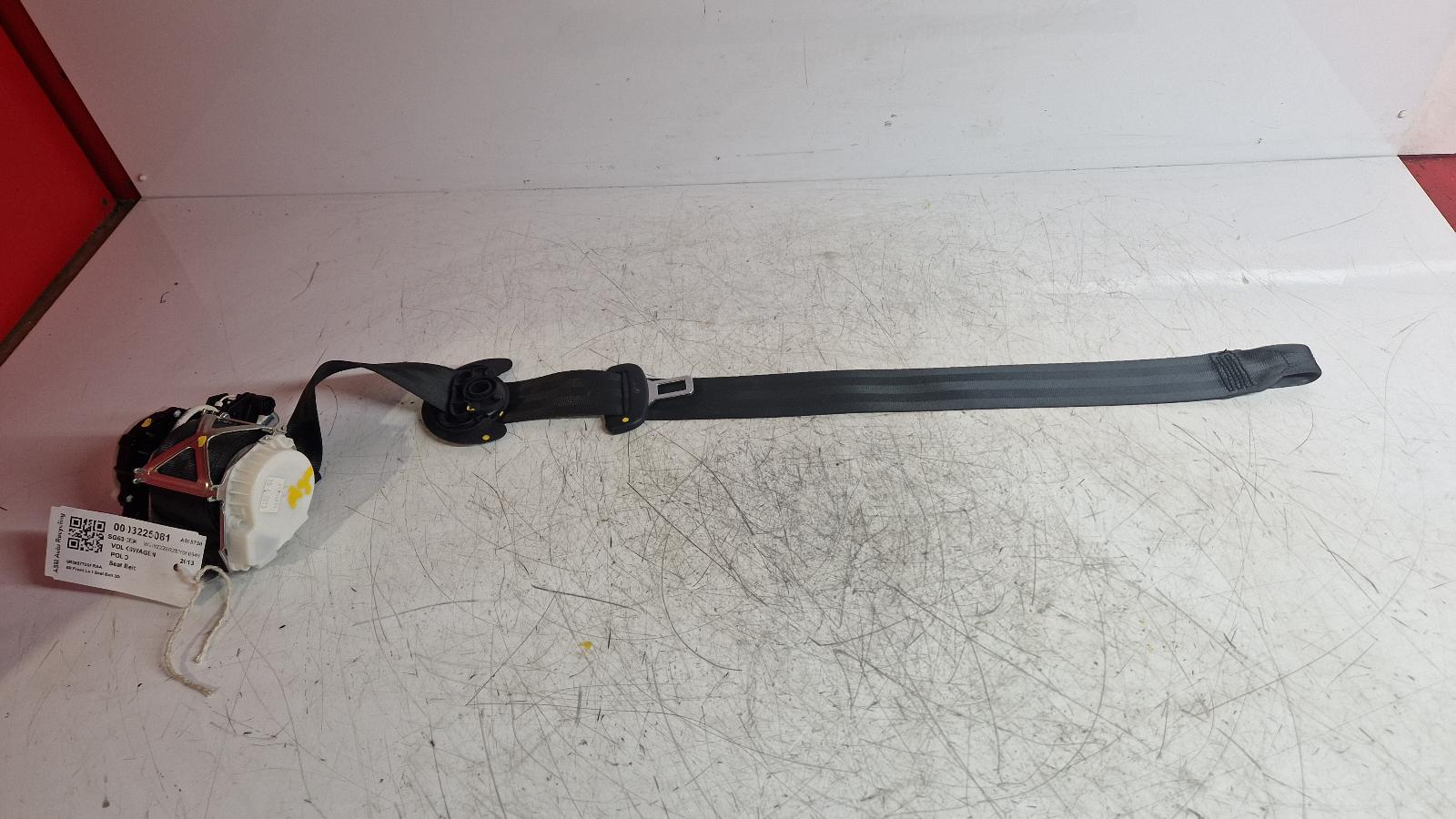 View Auto part Seat Belt Volkswagen Polo 2013