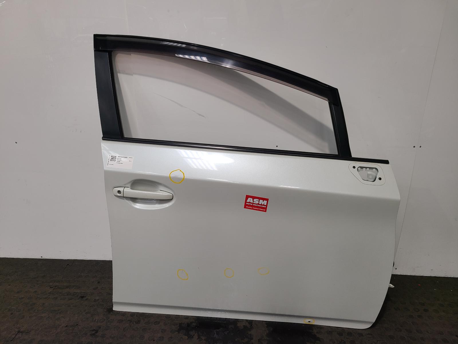 View Auto part R Front Door Toyota Prius 2013