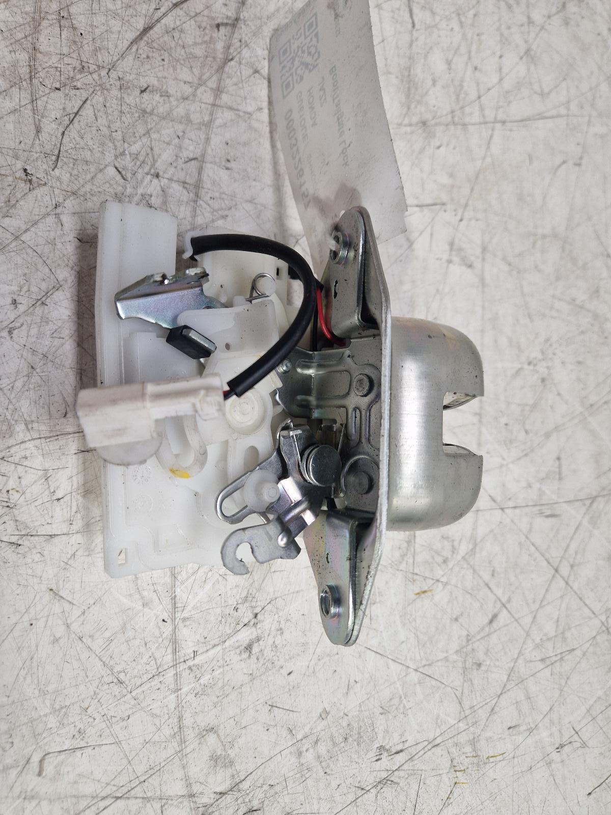 View Auto part Bootlid/Tailgate Lock Honda Jazz 2011