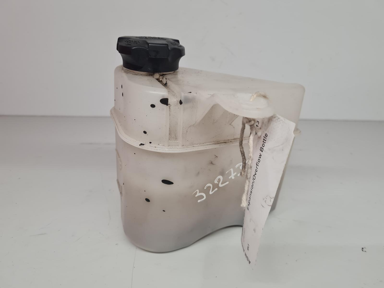 View Auto part Overflow Bottle Kia Venga 2013