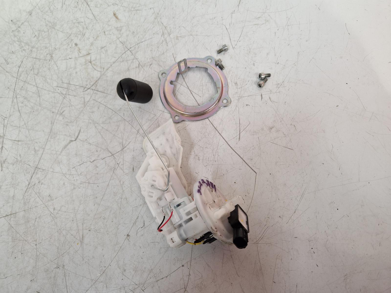 View Auto part Fuel Pump Yamaha Mt 125 2025
