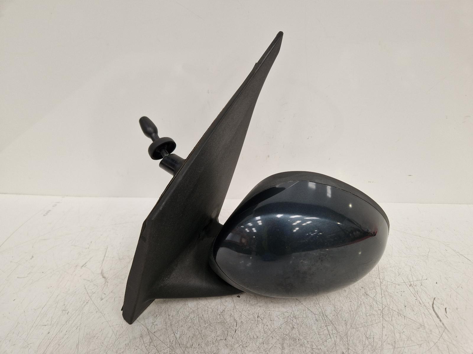 View Auto part L Door Mirror Citroen C1 2009