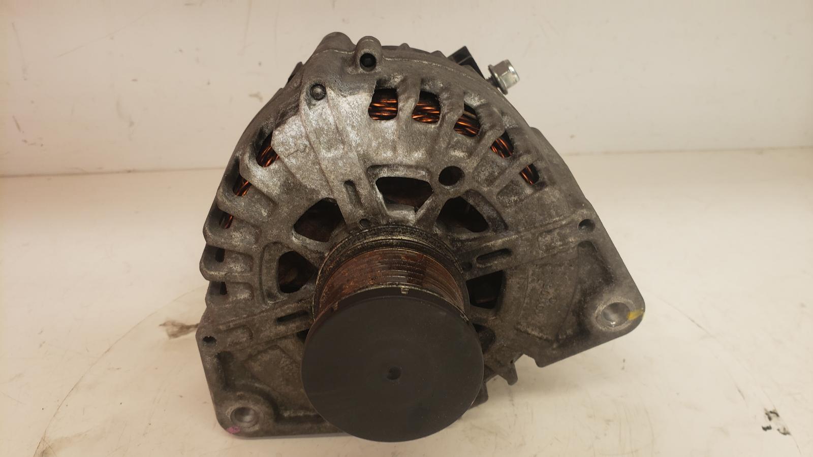 View Auto part Alternator Mercedes C Class 2016