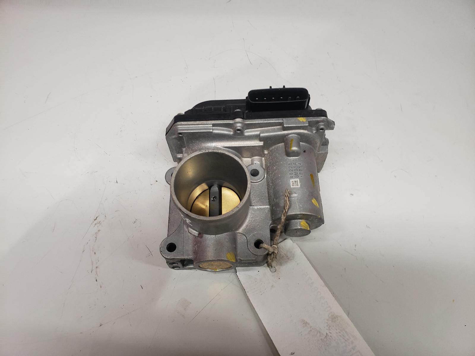 View Auto part Throttle Body Triumph Trident 660 2024