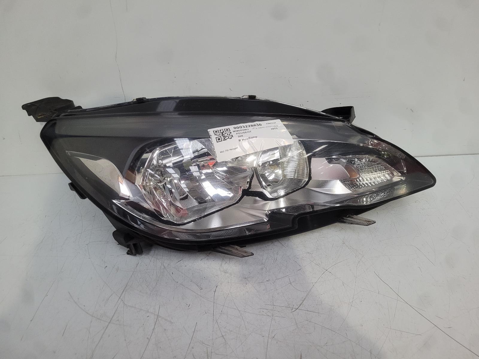View Auto part R Headlamp Peugeot 308 2015