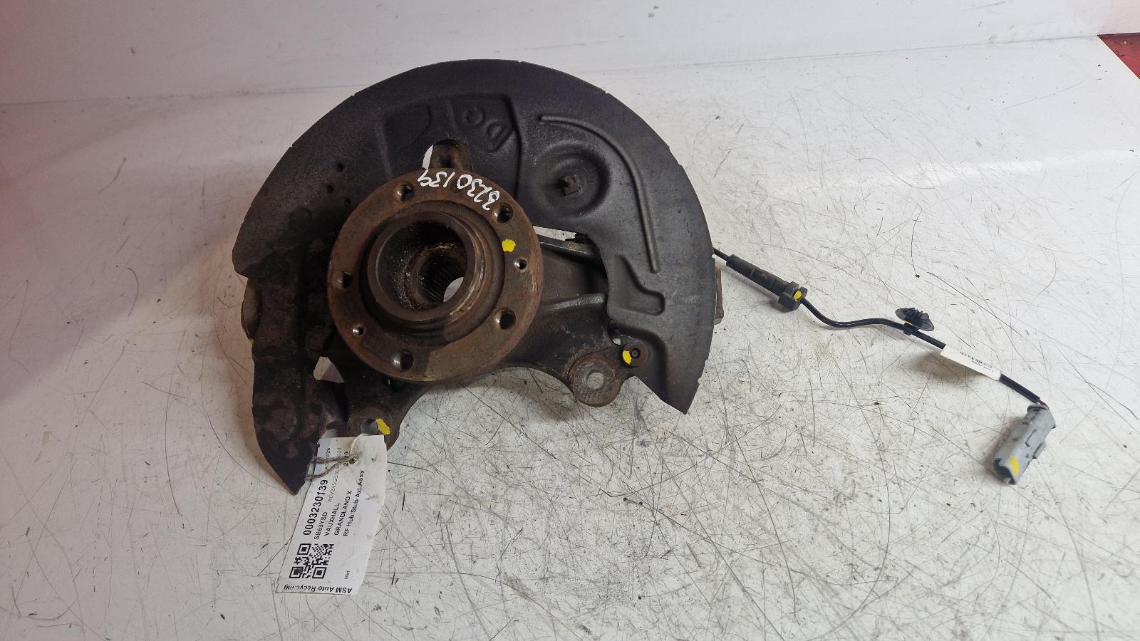 View Auto part RF Hub/Stub Axle Assembly Vauxhall Grandland X 2020