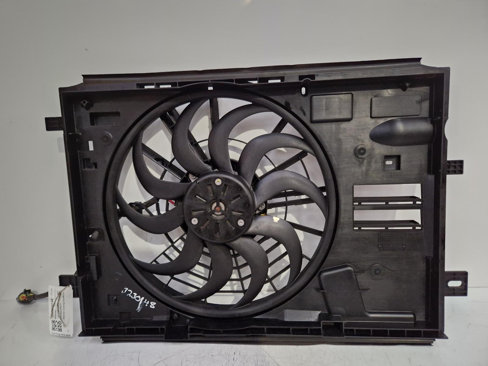 View Auto part Engine Cooling Motor Vauxhall Grandland X 2020