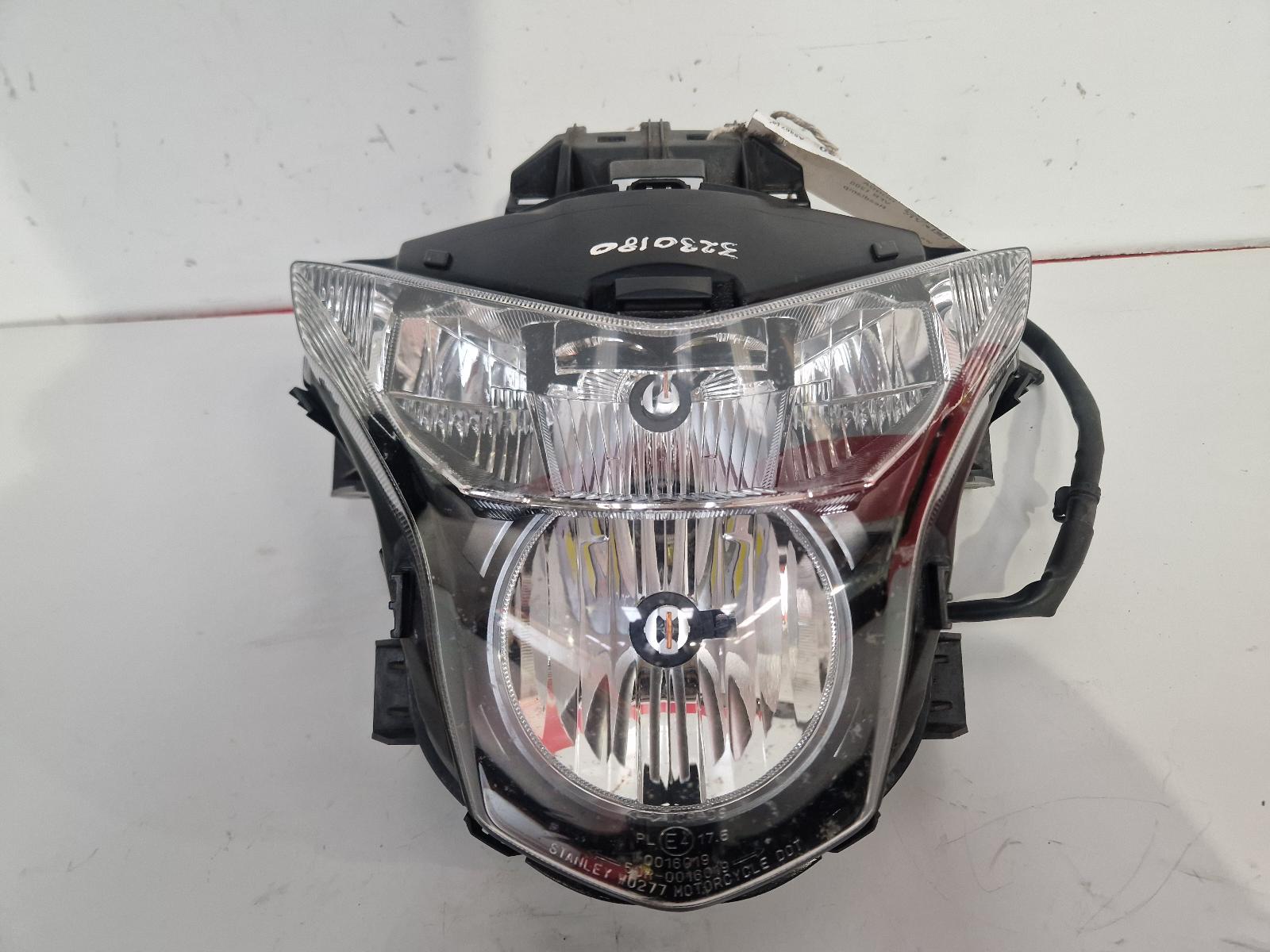 View Auto part Headlamp Honda Vfr 1200 2015