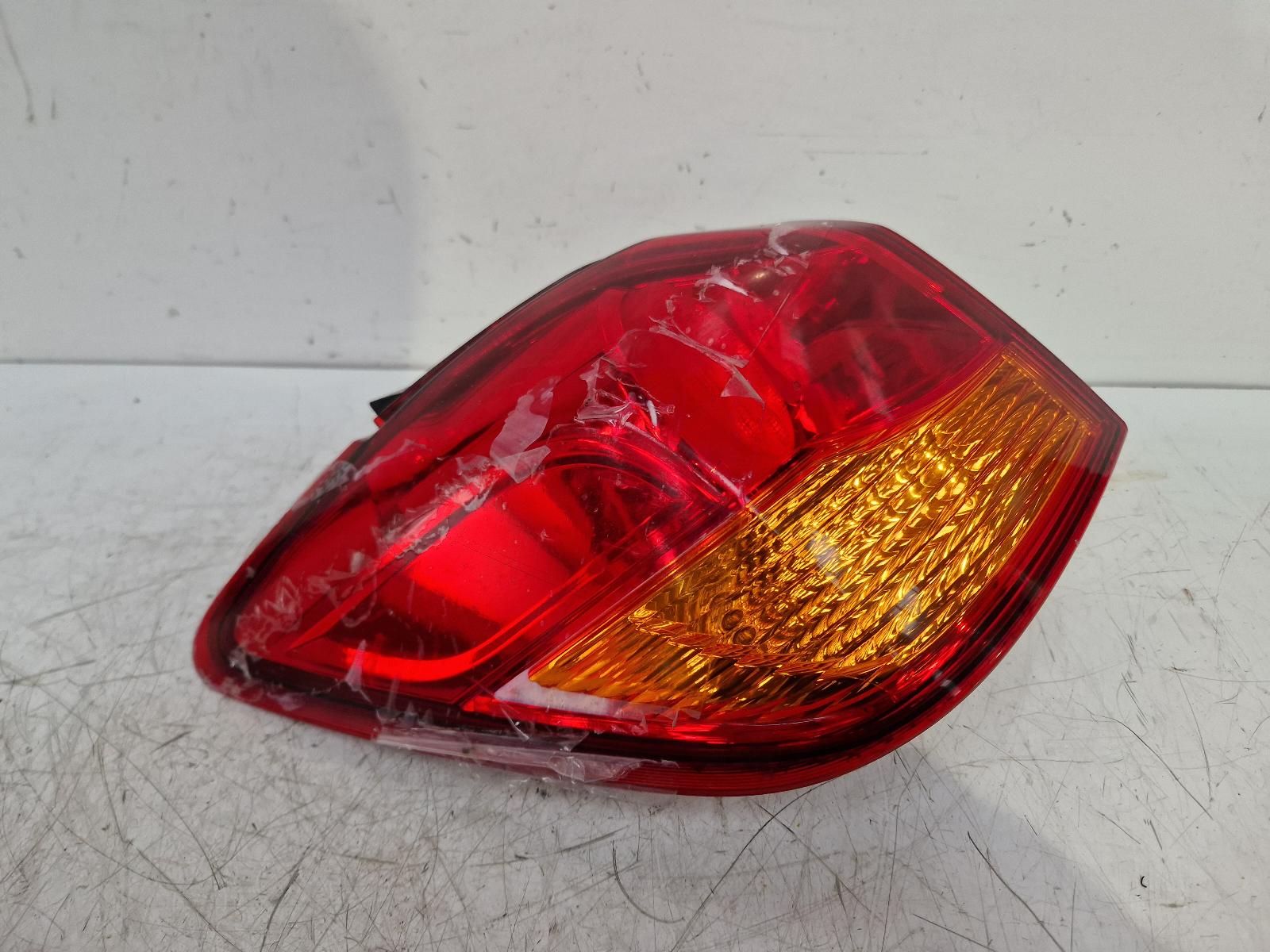 View Auto part L Taillight Mitsubishi Asx 2014
