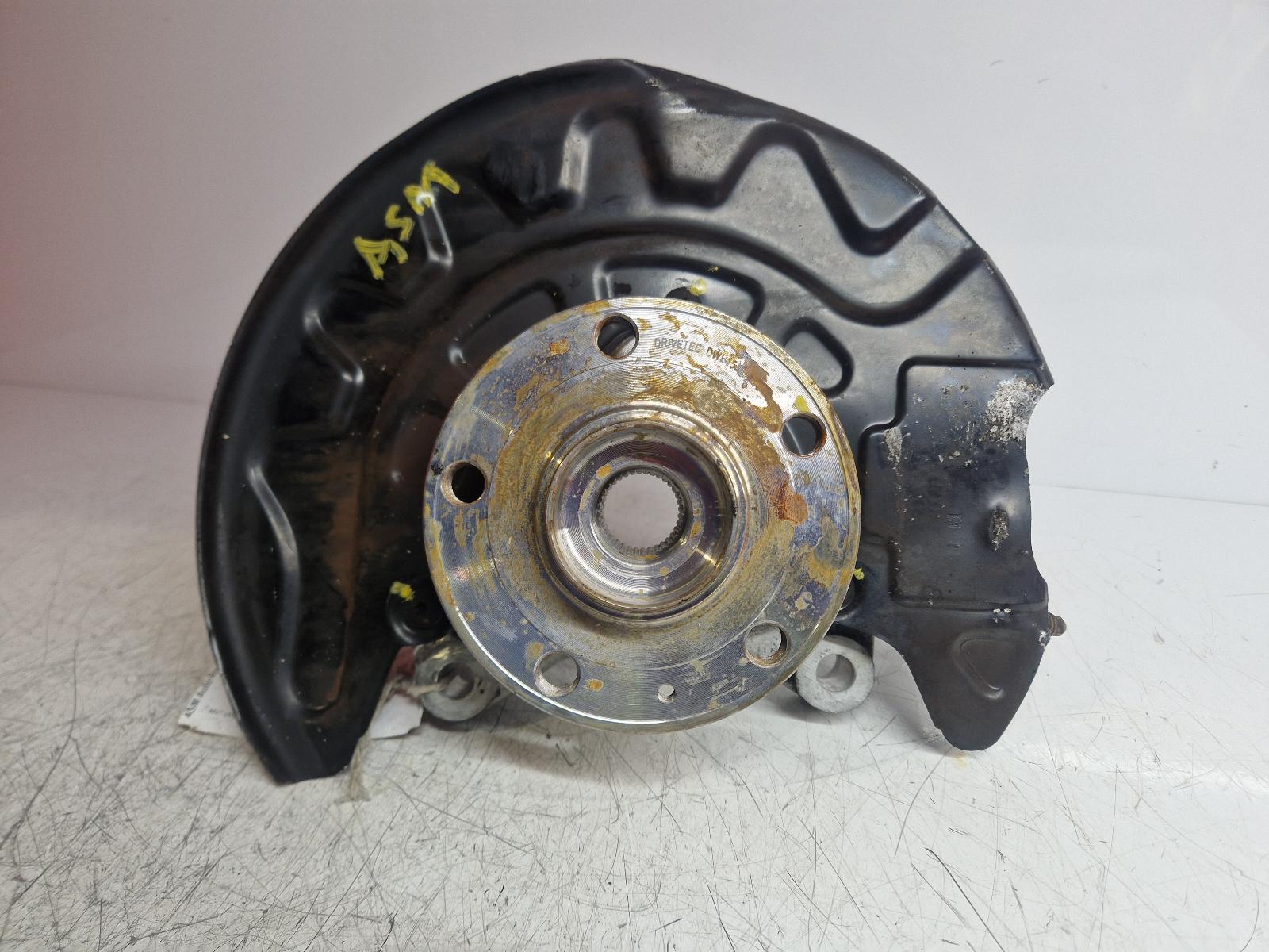 View Auto part LF Hub/Stub Axle Assembly Volkswagen Golf 2017