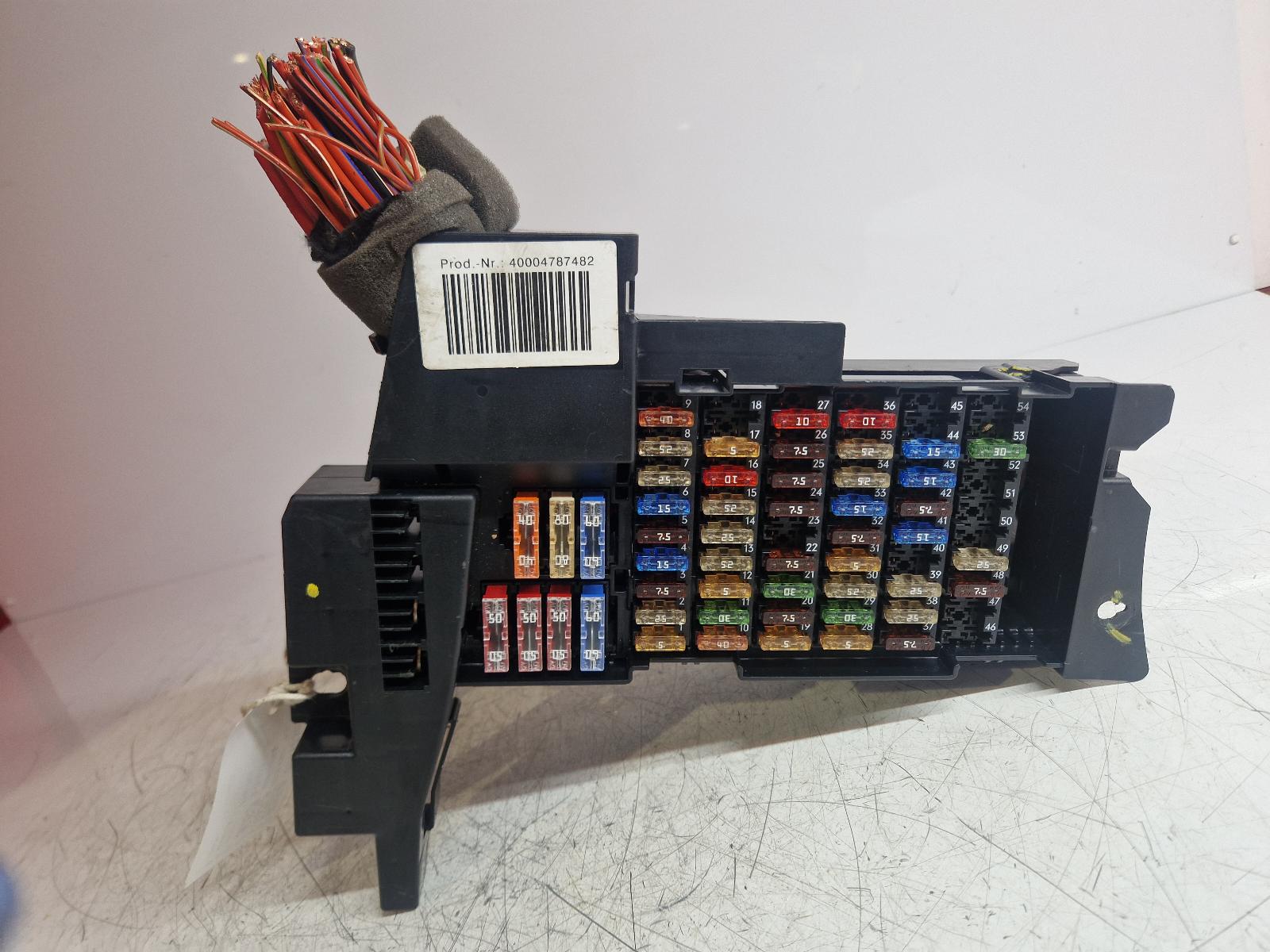 View Auto part Fuse Box Mercedes B Class 2011
