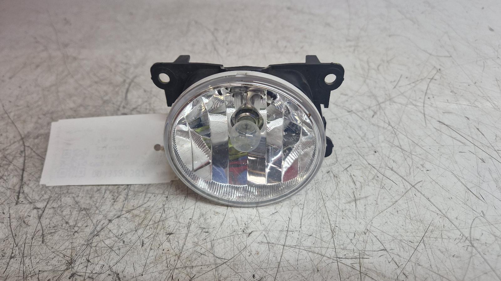 View Auto part Fog Lamp Citroen C3 Picasso 2010