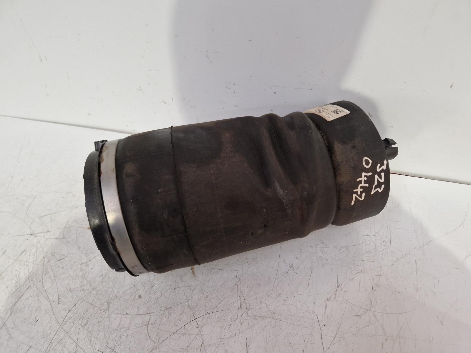 View Auto part Rear Susp. Air Sack Land Rover Defender 2024