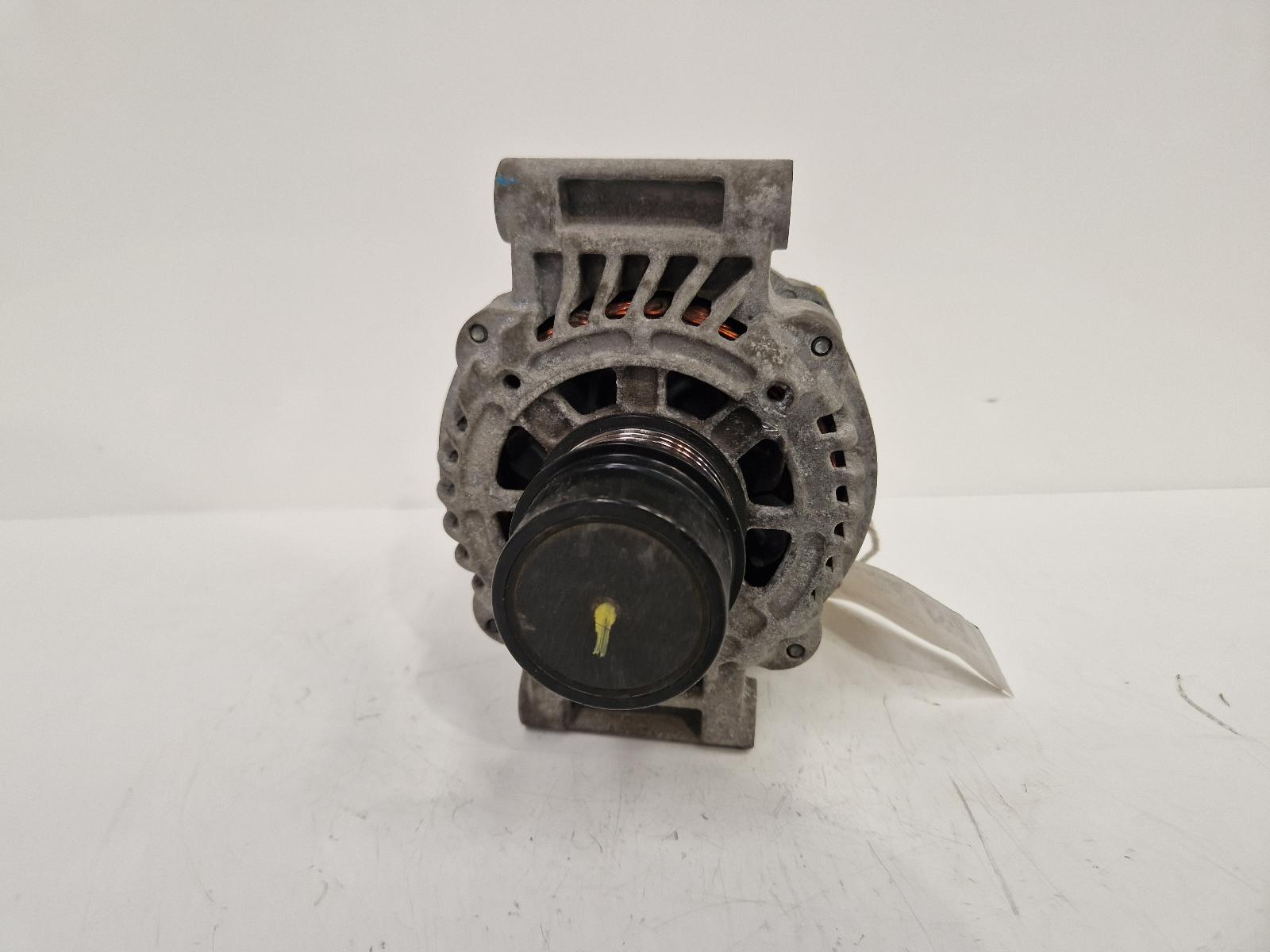 View Auto part Alternator Vauxhall Viva 2018