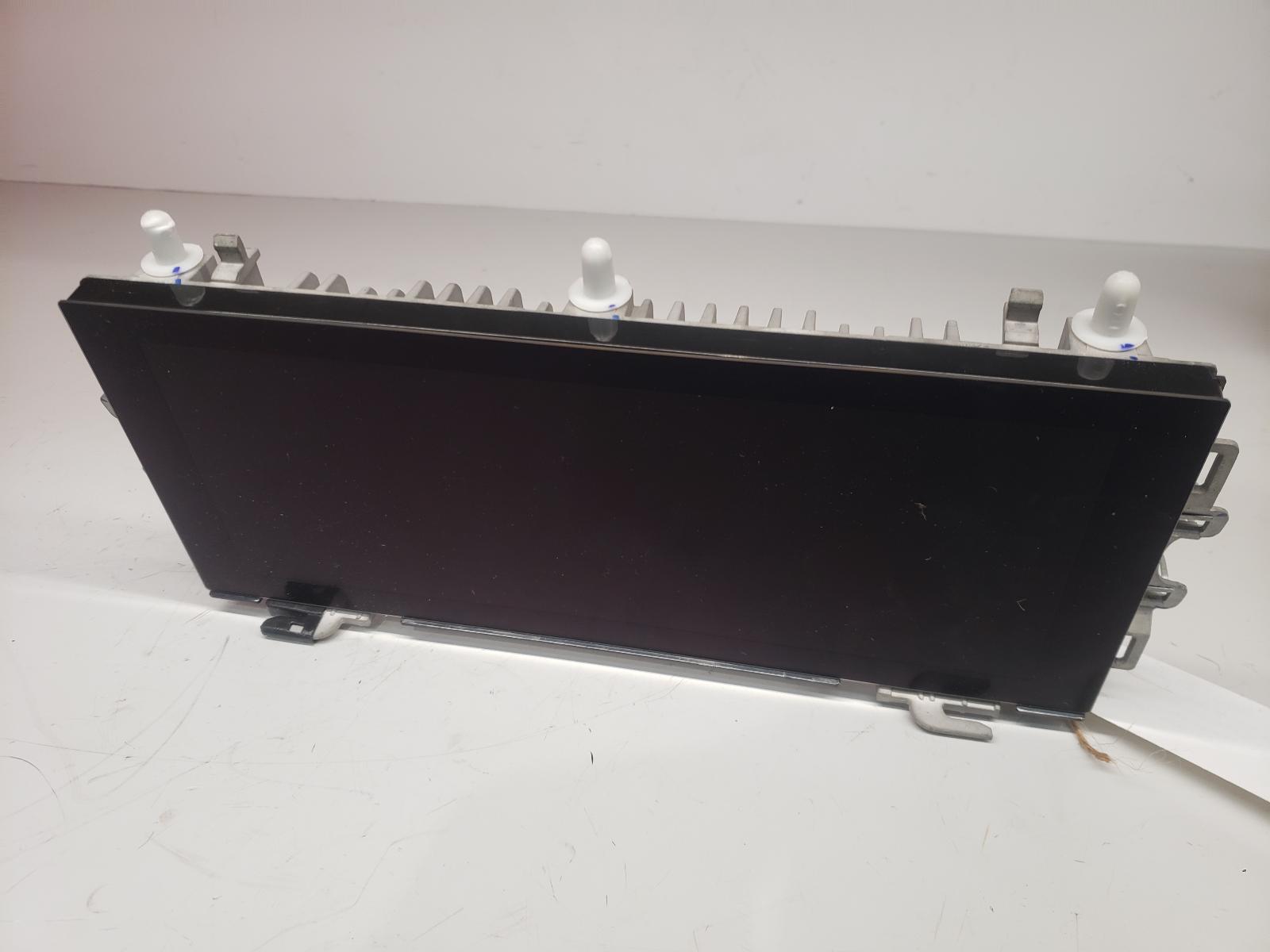 View Auto part Sat Nav Unit Porsche Taycan 2023