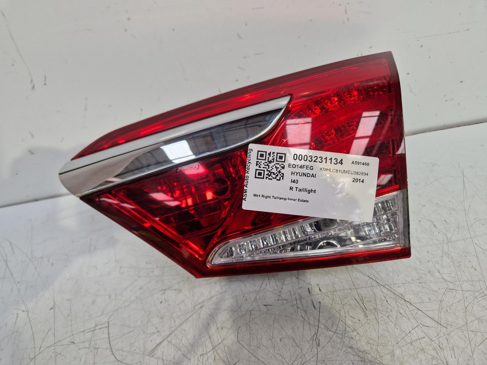 View Auto part R Taillight Hyundai I40 2014