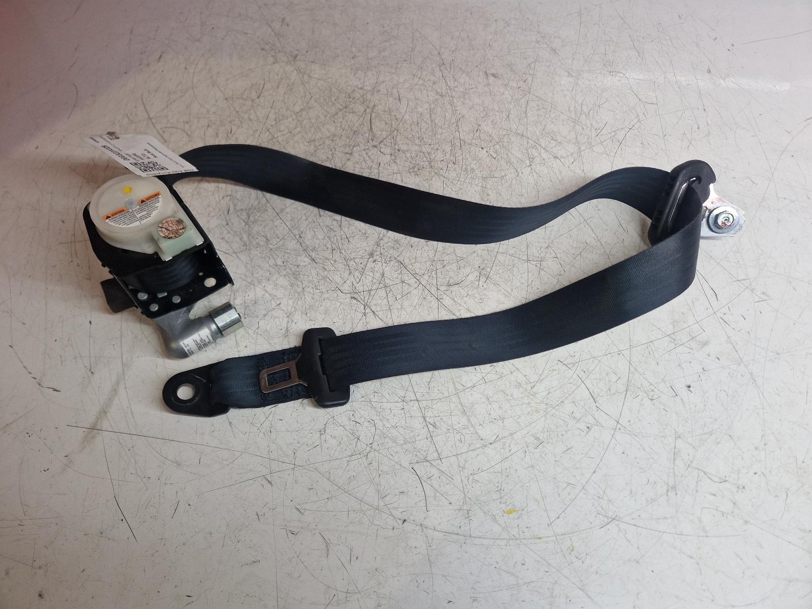 View Auto part Seat Belt Suzuki Alto 2011