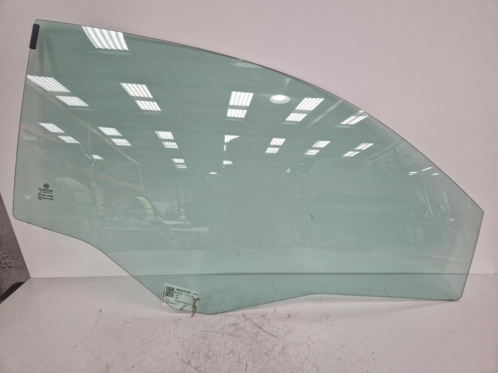 View Auto part RF Door Window Fiat 500 2016