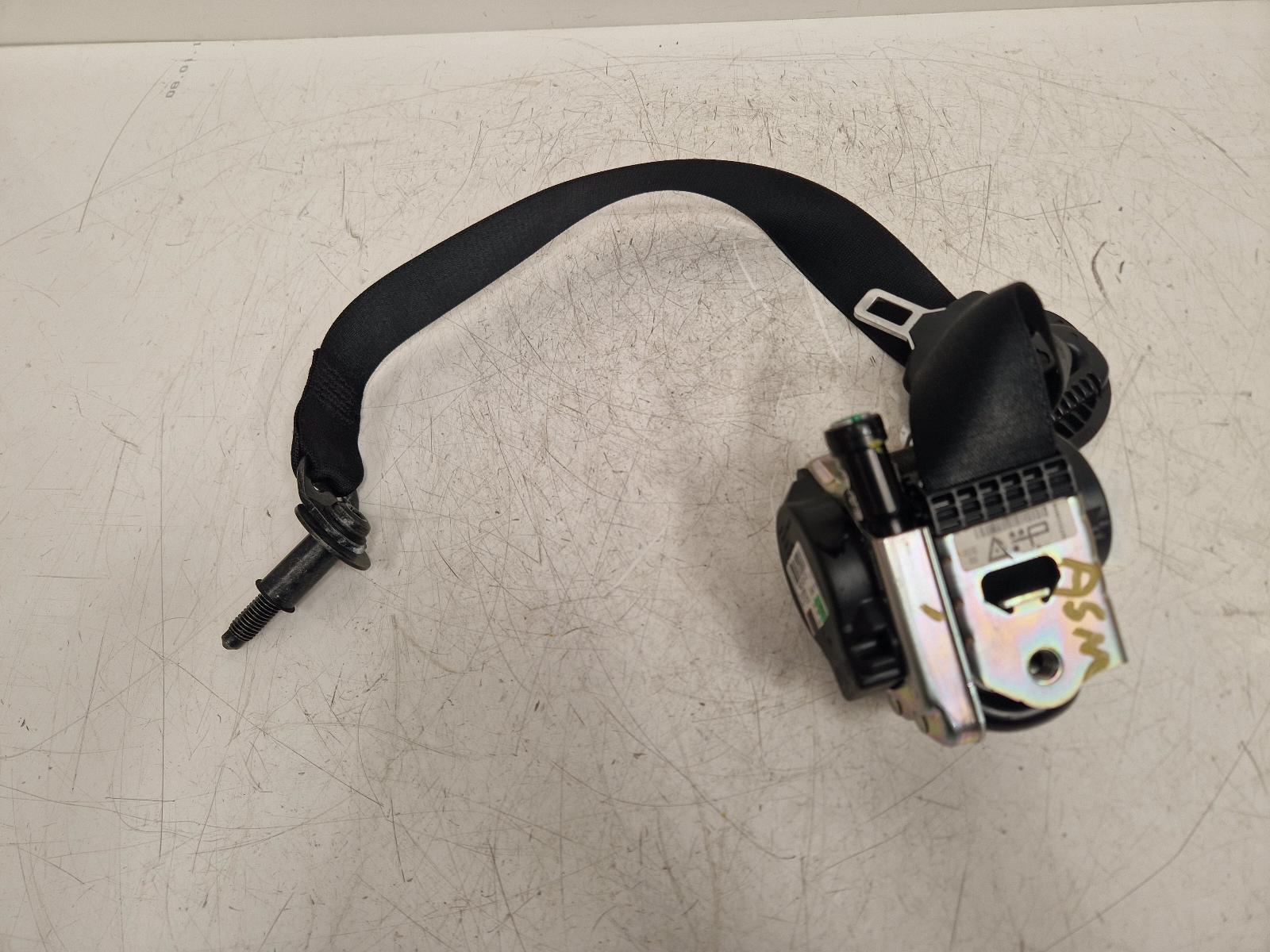 View Auto part Seat Belt Mini (bmw) Mini 2015