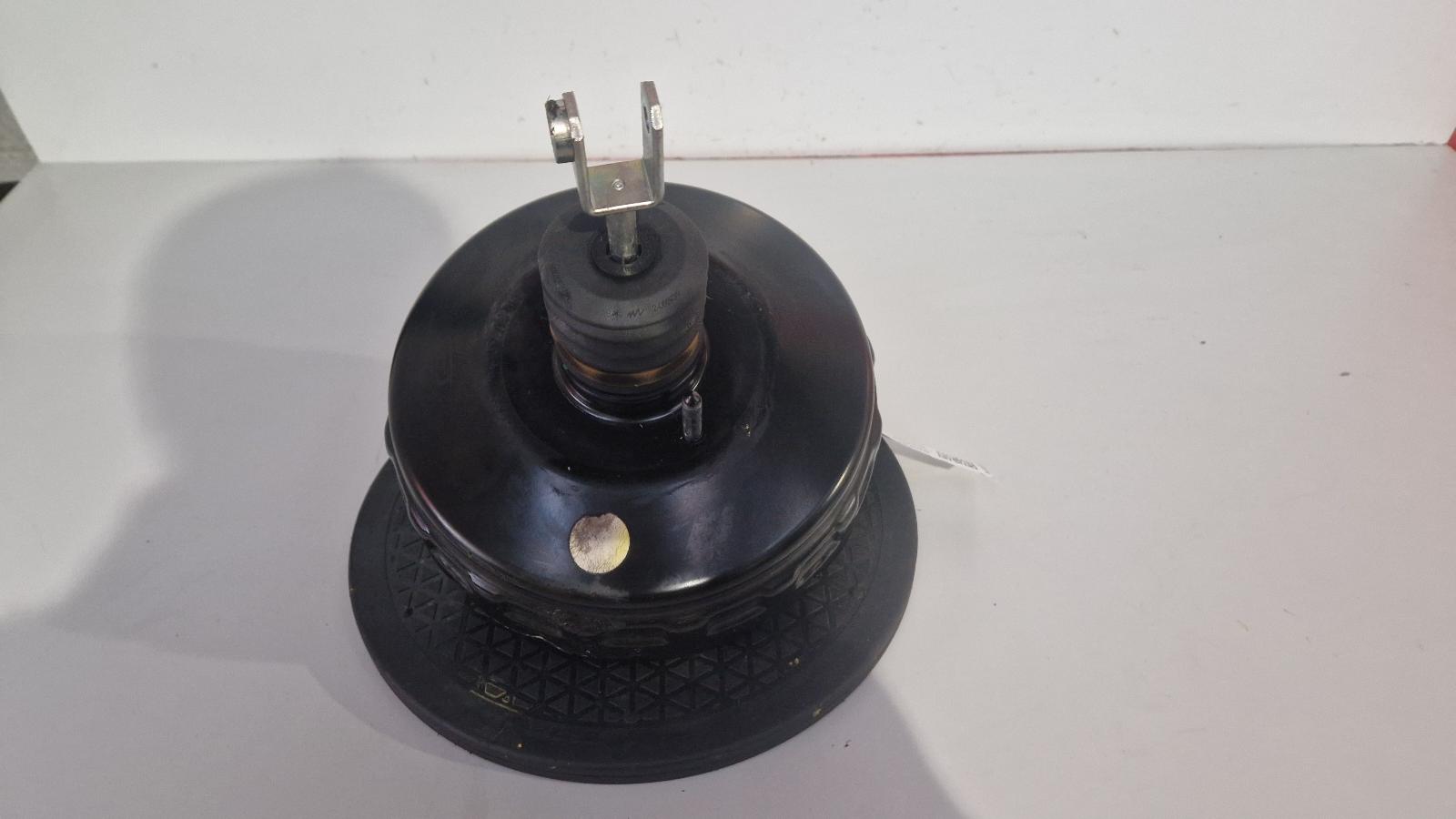 View Auto part Brake Servo Mercedes C Class 2009