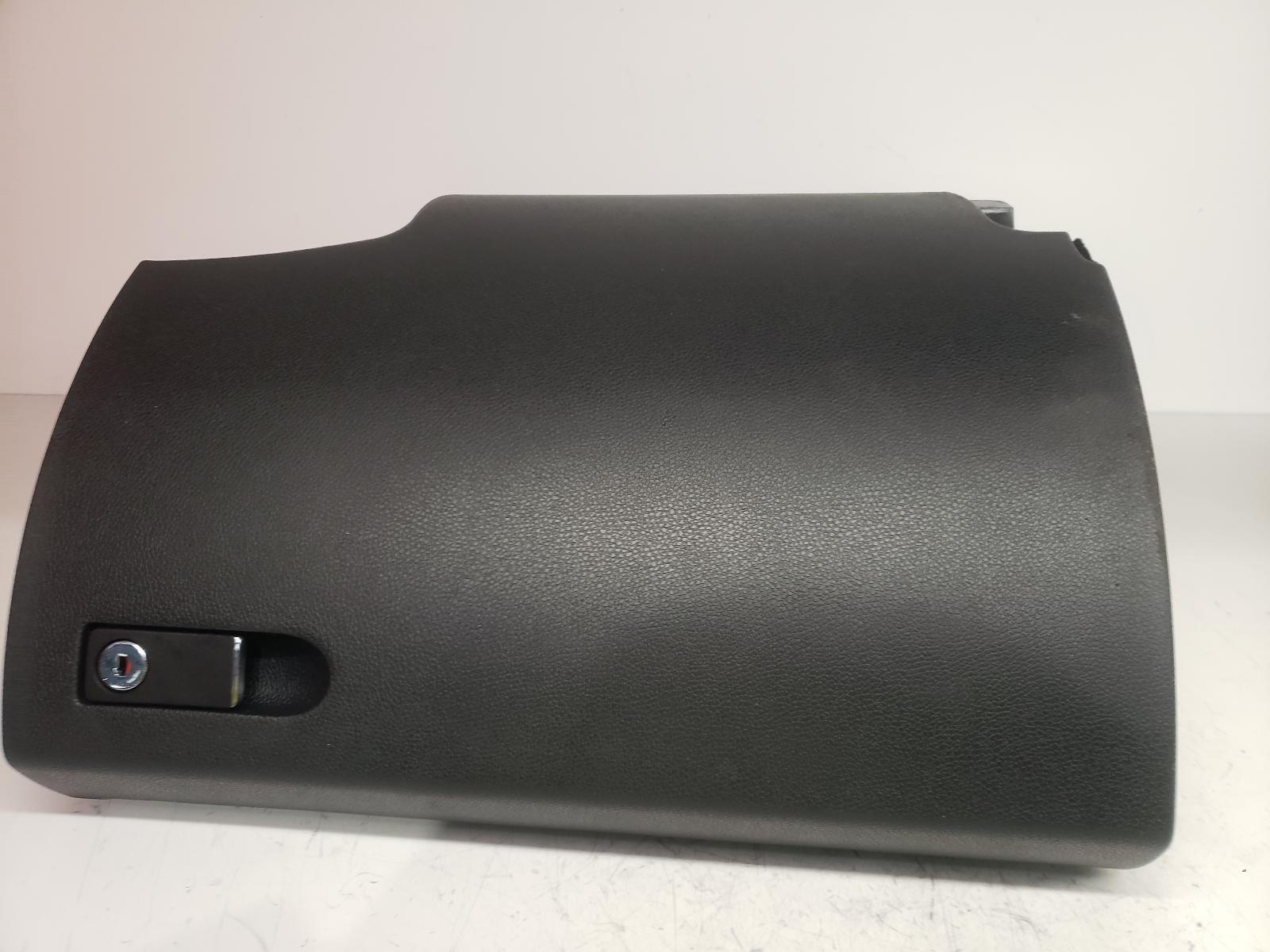 View Auto part Glove Box Mercedes C Class 2010