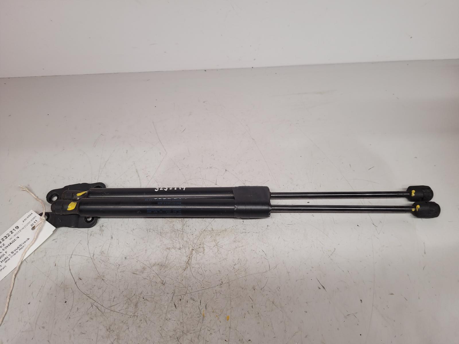 View Auto part Hatch Strut/Shock Volkswagen Golf 2011