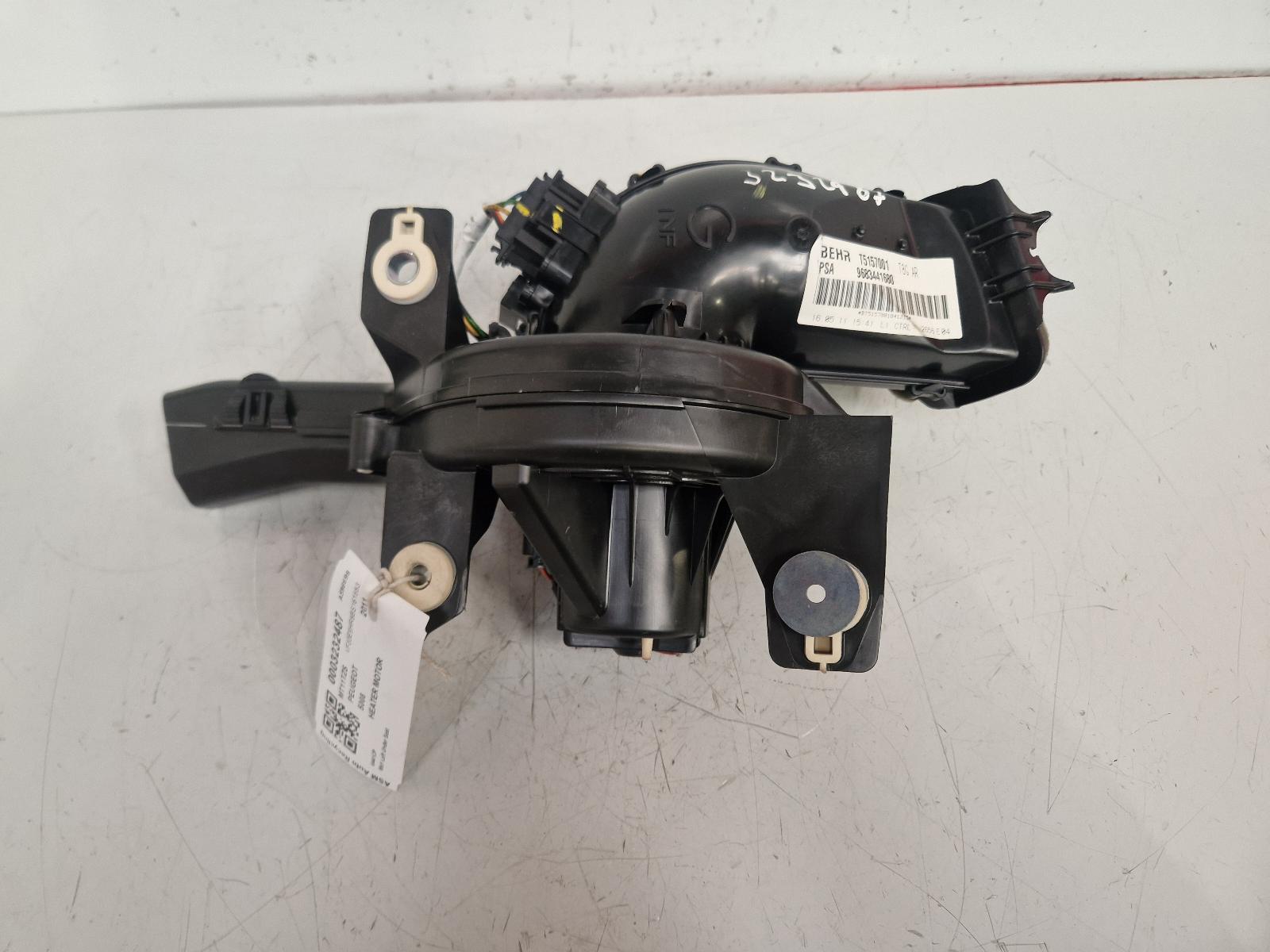 View Auto part Heater Motor/Assembly Peugeot 5008 2011