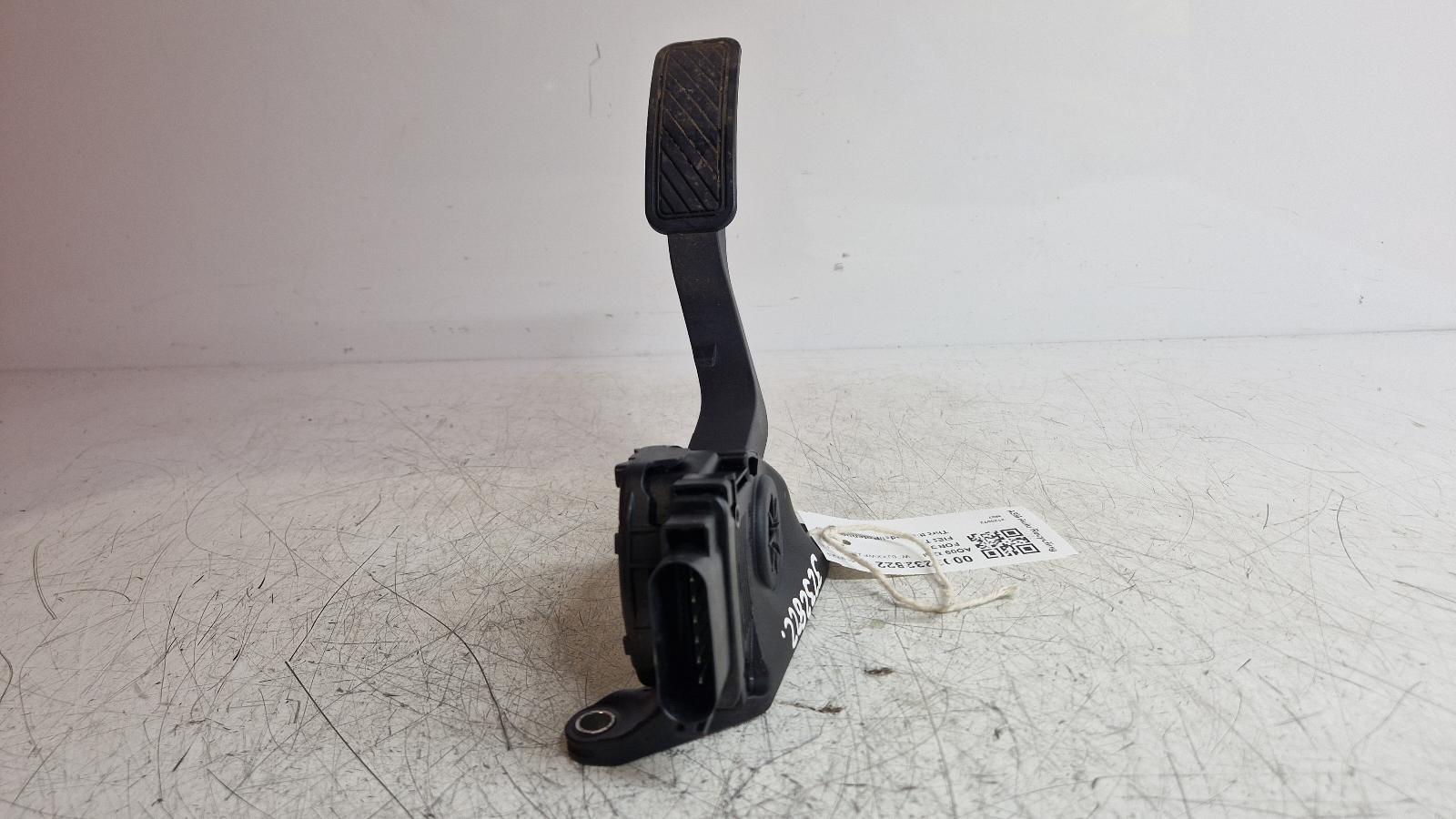 View Auto part Pedal Potentiometer Ford Fiesta 2009