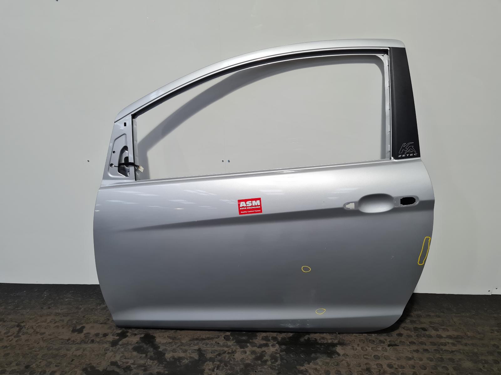 View Auto part L Front Door Ford Ka 2009