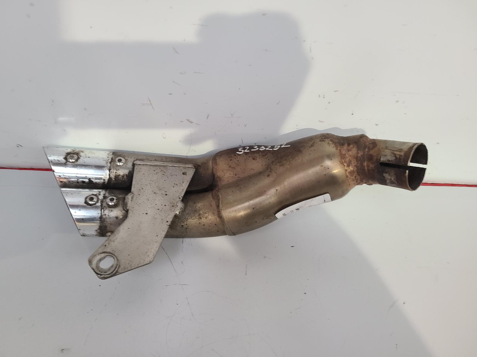 View Auto part Exhaust Tail Pipe Honda Cbr 125 R-f 2015
